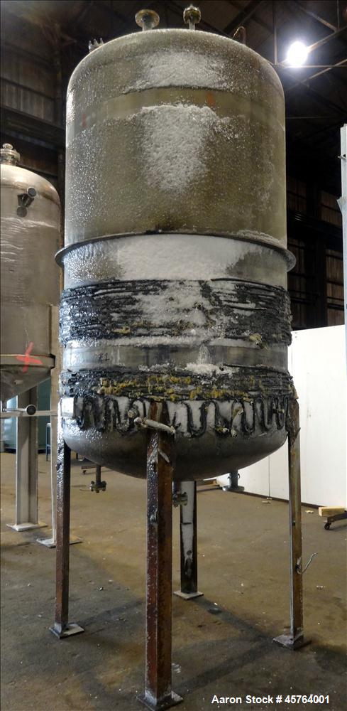 Used Dusenbery Tank, Approximately 1,000 Gallons, Vertical