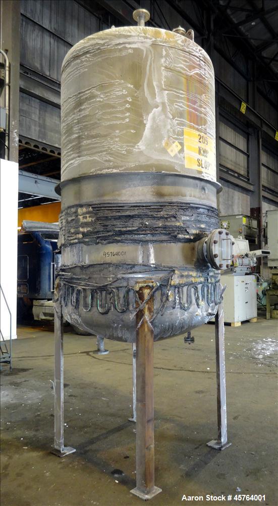 Used Dusenbery Tank, Approximately 1,000 Gallons, Vertical