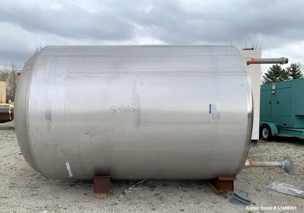 Used- Mueller Stainless Steel 4,000 Gallon Pressure Tank