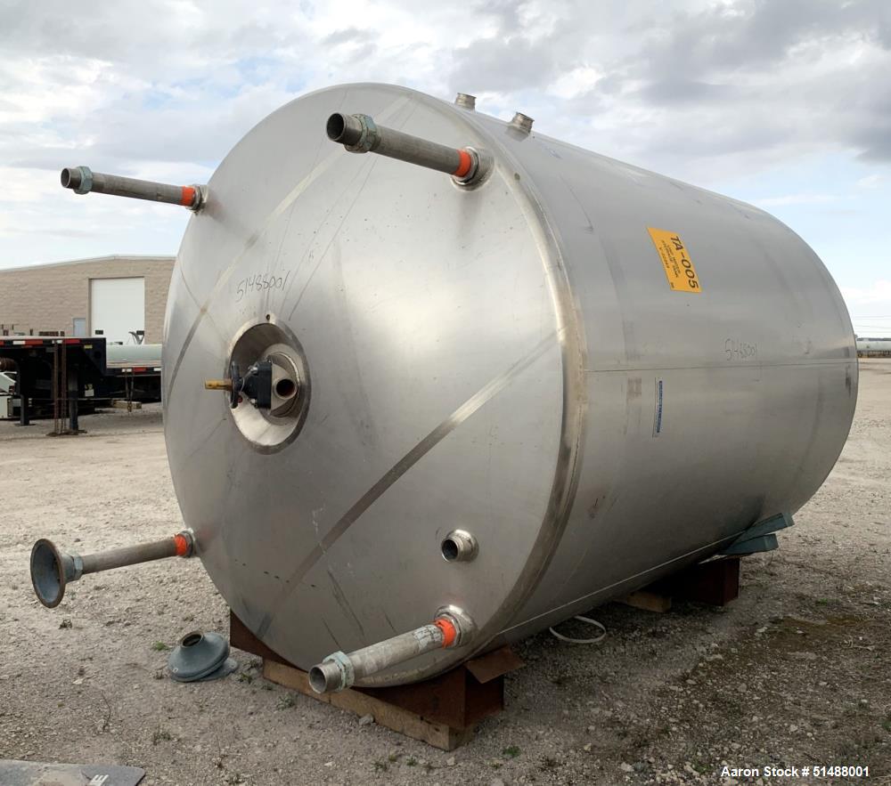 Used- Mueller Stainless Steel 4,000 Gallon Pressure Tank