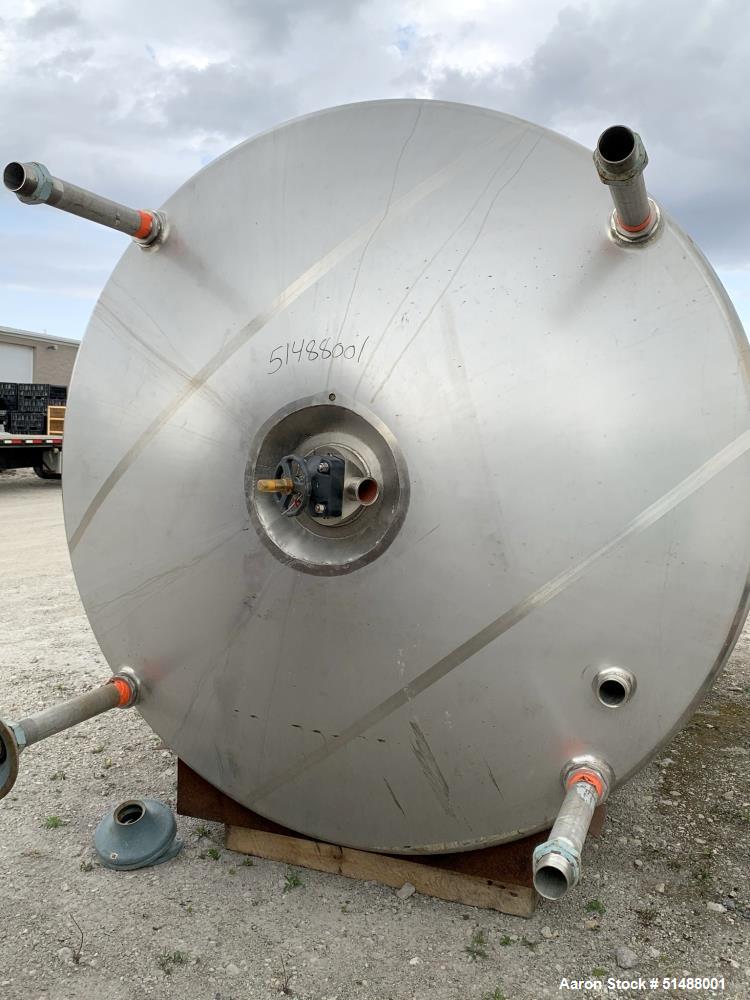 Used- Mueller Stainless Steel 4,000 Gallon Pressure Tank