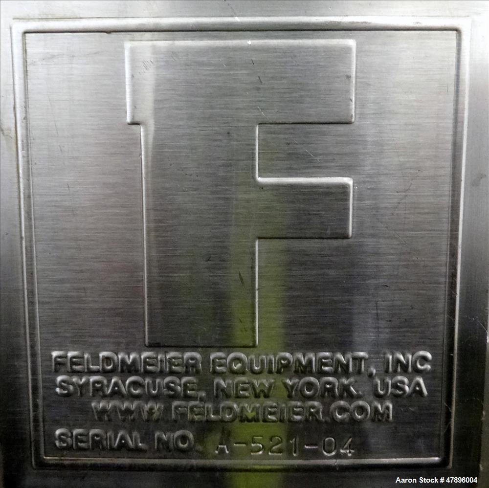 Used Feldmeier Mix Tank, 2,000 Gallon, 304 Stainless Steel, Vertical.
