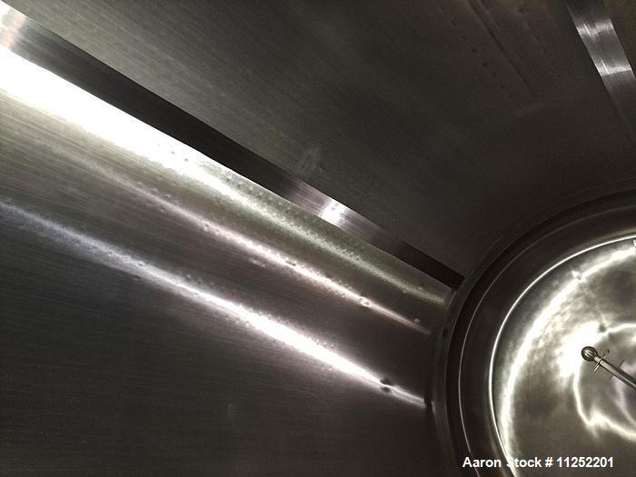 Used Feldmeier 3,000-Gallon 304 Stainless Steel Tank