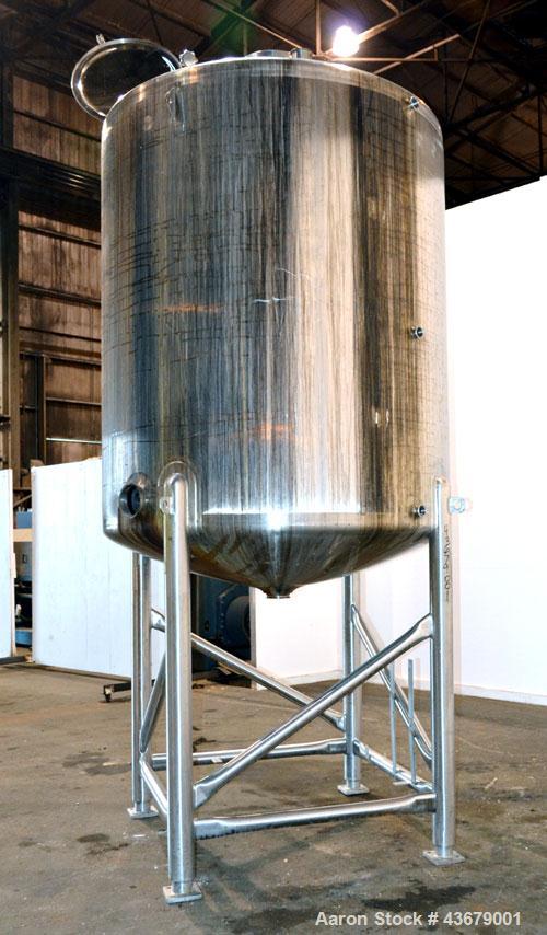 Used Feldmeier Tank, 1,500 Gallon, 316 Stainless Steel, Vertical. 72" Diameter x 78-1/2" straight side, dished top and bottom. (4) Side wall baffles. Openings top 2" tri-clamp, (3) 3" tri-clamp, 4" t...