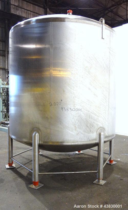 Unused- Feldmeier Tank, 3000 Gallon, 316 Stainless Steel, Vertical. Approximate 96" diameter x 84" straight side. Dished top, elliptical bottom. Openings top 2" tri-clamp, 3" vent, (2) 3" tri-clamp, ...