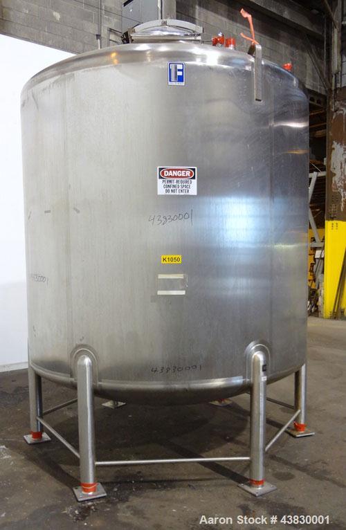Unused- Feldmeier Tank, 3000 Gallon, 316 Stainless Steel, Vertical. Approximate 96" diameter x 84" straight side. Dished top, elliptical bottom. Openings top 2" tri-clamp, 3" vent, (2) 3" tri-clamp, ...