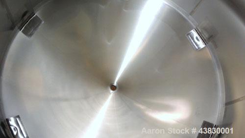 Unused- Feldmeier Tank, 3000 Gallon, 316 Stainless Steel, Vertical. Approximate 96" diameter x 84" straight side. Dished top, elliptical bottom. Openings top 2" tri-clamp, 3" vent, (2) 3" tri-clamp, ...