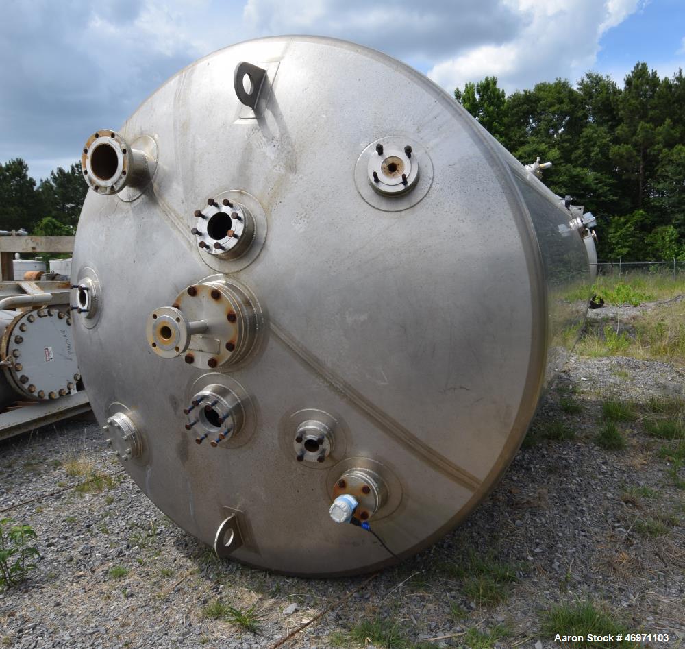 Used Feldmeier Pressure Tank, Approximate 4475 Gallon, 304L Stainless Steel, Vertical. Approximate 96” diameter x 132” straight side, dished top and bottom. Internal rated 14.69 psi & 1.3 psi vacuum ...