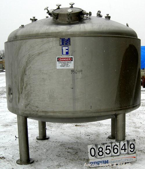 USED: Feldmeier pressure tank, 1500 gallon, 316L stainless steel, vertical. 96" diameter x 42" straight side, dished top and bottom. Internal rated 50/FV psi at 300 deg F. Top openings: (6) 1-1/2" tr...