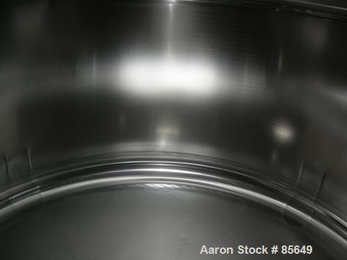 USED: Feldmeier pressure tank, 1500 gallon, 316L stainless steel, vertical. 96" diameter x 42" straight side, dished top and bottom. Internal rated 50/FV psi at 300 deg F. Top openings: (6) 1-1/2" tr...