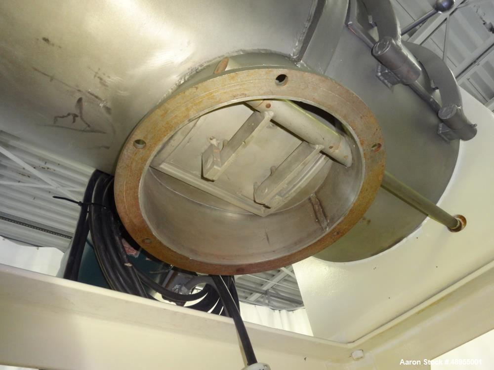 Used Four Corp Pressure Tank, Approximately 1,250 Gallon, 304 Stainless Steel.