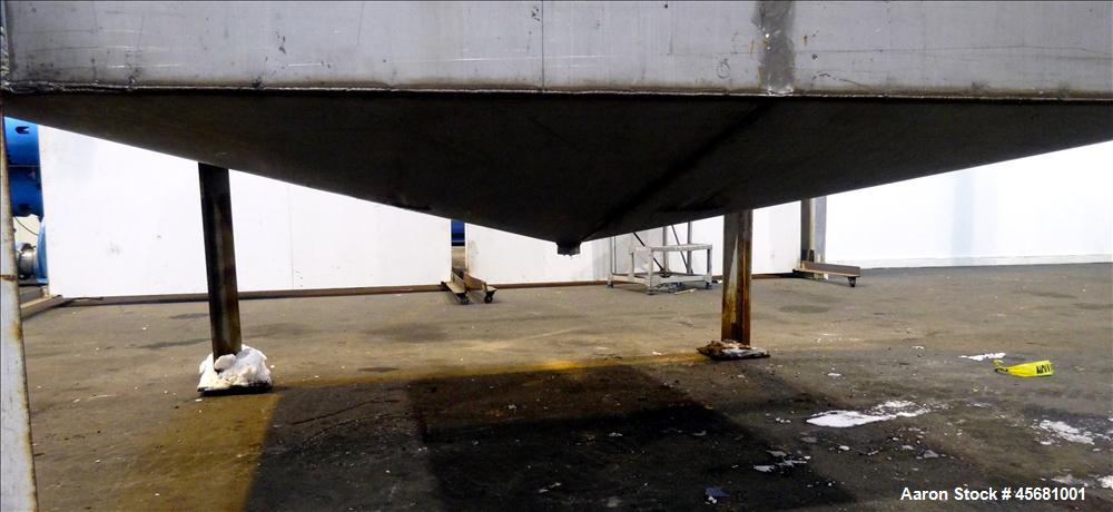 Used G & F Manufacturing Tank, Approximately 2500 Gallons, Model T-94, 304 Stai