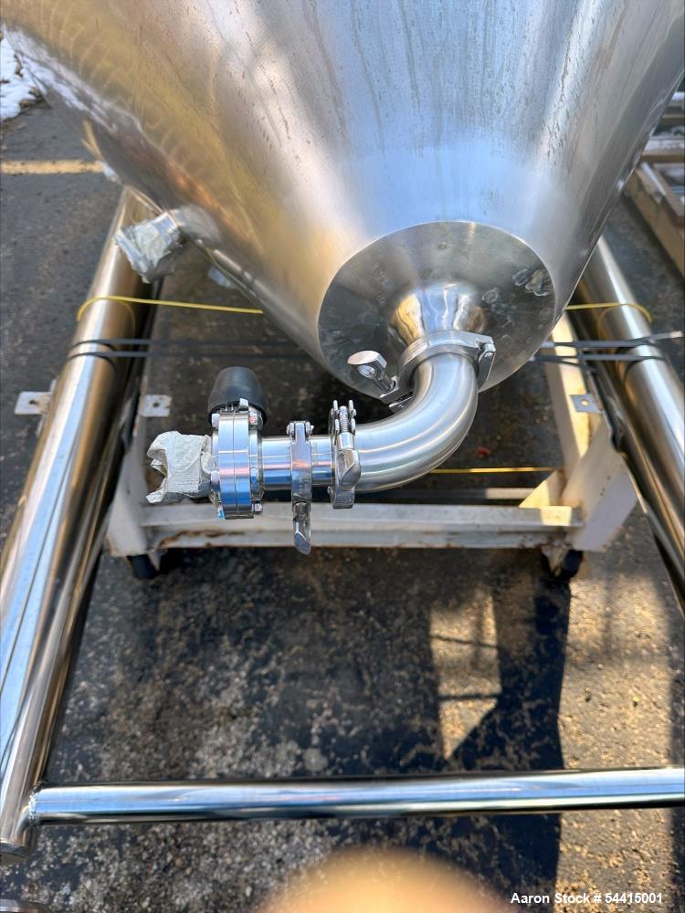 Used Glacier Tanks Stainless Steel Brew Tank, 40 BBL (1,240 Gallon). 304 stainless steel. Cone bottom. Center bottom outlet. Side manway. On (4) legs. SN GT-V-3215.