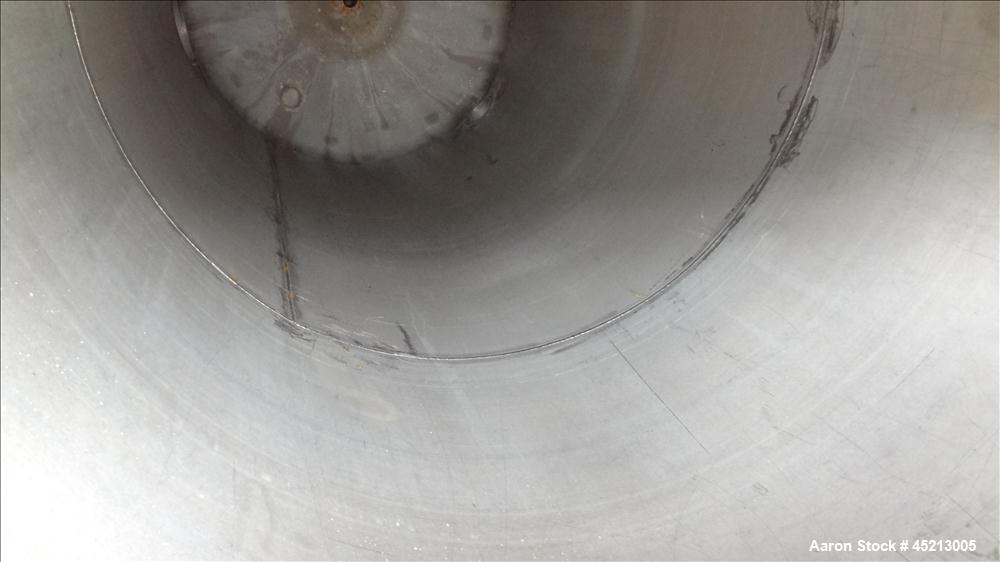 Used 2000 Gallon Stainless Steel Graver Pressure Tank