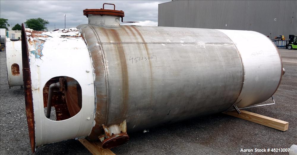 Used 2000 Gallon Stainless Steel Graver Pressure Tank