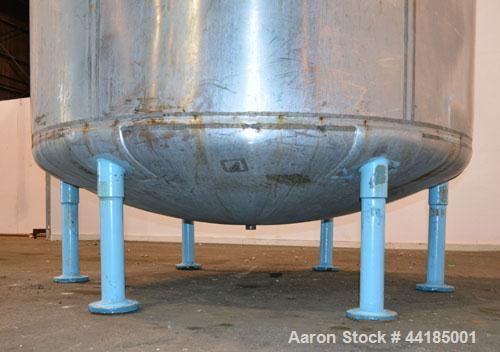 Used Groen Tank, 2500 Gallons, 304 Stainless Steel, Vertical. 90” Diameter x 78” straight side, dished top and bottom. Openings top (2) 1-5/8” threaded, 2-1/2” threaded, 15-3/4” man way with cover. 2...