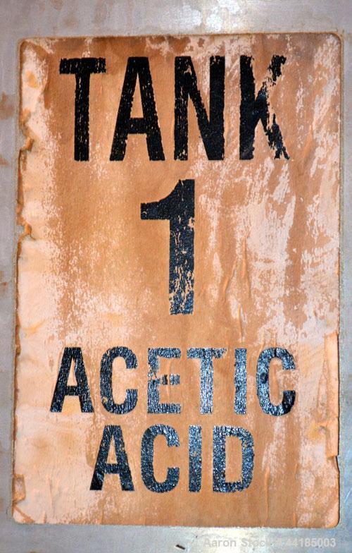 Used Groen Tank, 2500 Gallons, 304 Stainless Steel, Vertical. 90” Diameter x 78” straight side, dished top and bottom. Openings top (2) 1-5/8” threaded, 2-1/2” threaded, 15-3/4” man way, no cover. 2”...