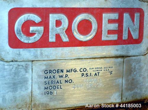Used Groen Tank, 2500 Gallons, 304 Stainless Steel, Vertical. 90” Diameter x 78” straight side, dished top and bottom. Openings top (2) 1-5/8” threaded, 2-1/2” threaded, 15-3/4” man way, no cover. 2”...