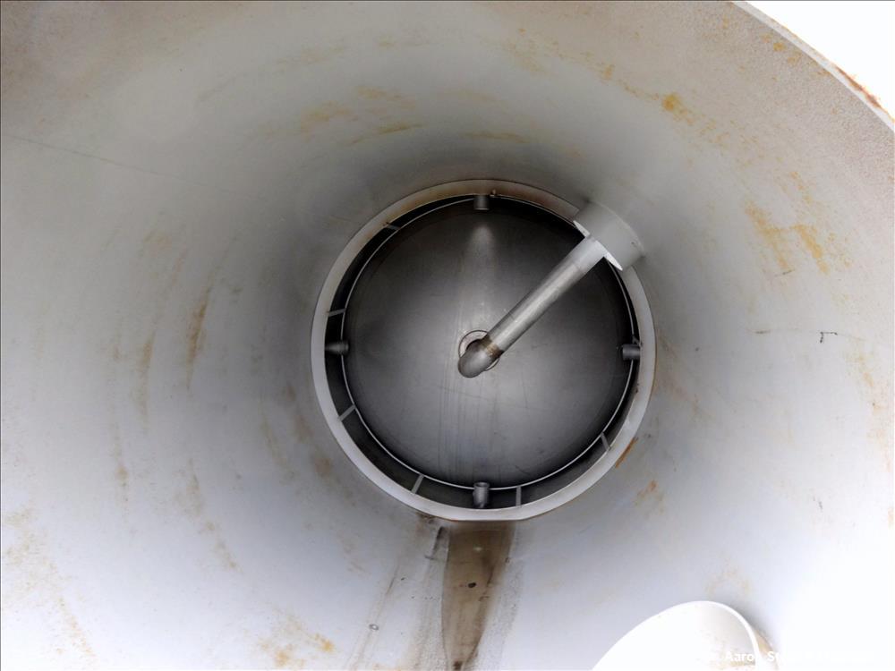 Unused- Harris Thermal Transfer Products Pressure Tank, Approximately 2,750 Gallon, 304L Stainless Steel, Vertical. 72" Diameter x 144" straight side. Elliptical top and bottom heads. Internal rated ...