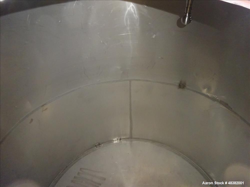 Used- Hicks Inc. Tank, 3,000 Gallon, 304 Stainless Steel, Vertical.