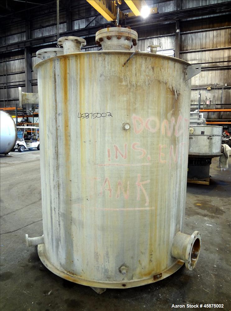 Used K & L Welding Tank, Approximately 1400 Gallon, 304 Stainless steel, Vertical. 72" diameter x 84" straight side, flat top & bottom. Internal rated atmospheric at 180 degrees F. Top openings: 2", ...