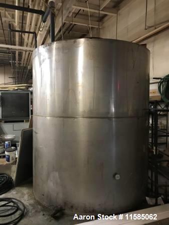 Used- 3000 Gallon Vertical Stainless Steel Storage Tank