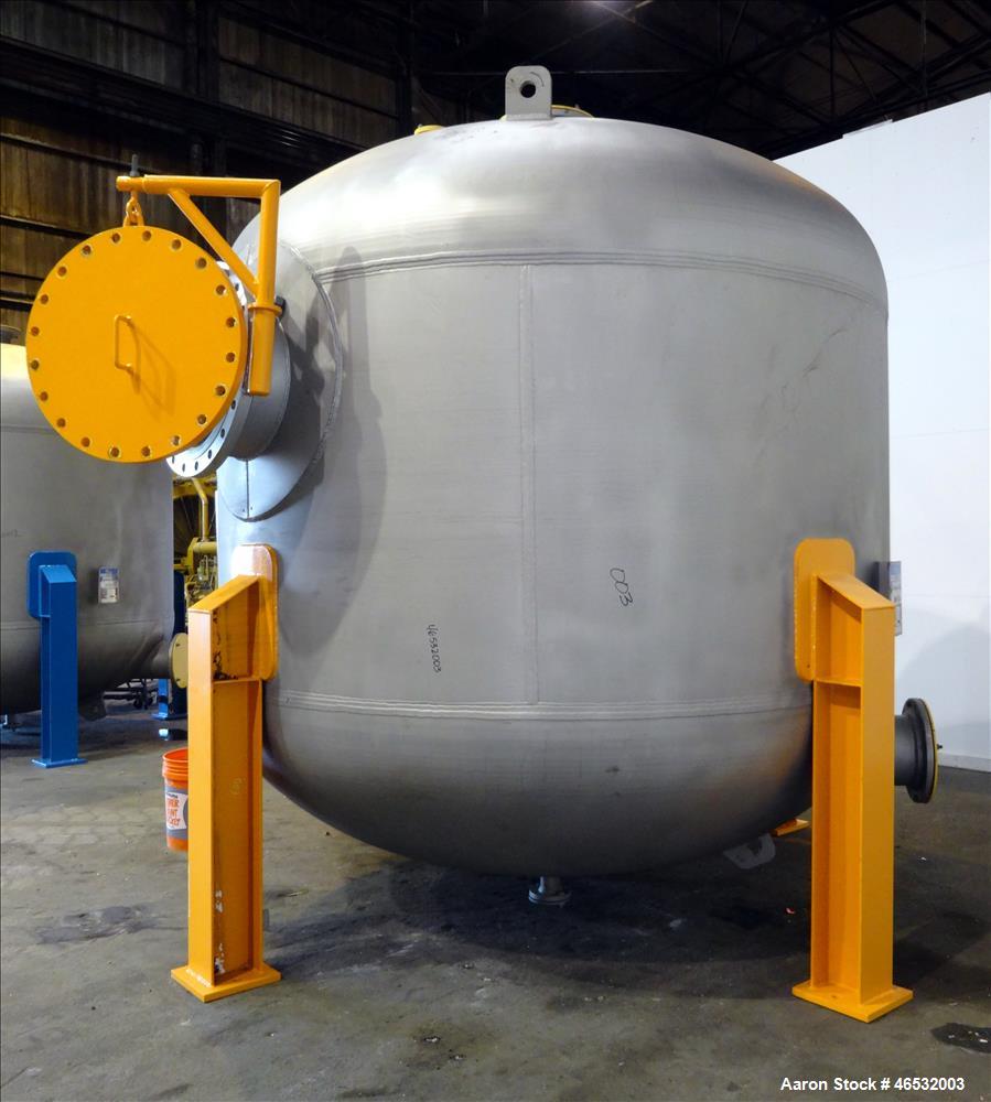 Unused- Graver Water Systems Approximate 4000 Gallon Mixed Bed Vessel Ion Exchange Column Tank. Manufactured by Kennedy Tank, 304/304L stainless steel, vertical. 120" Diameter x 60" straight side, 2:...