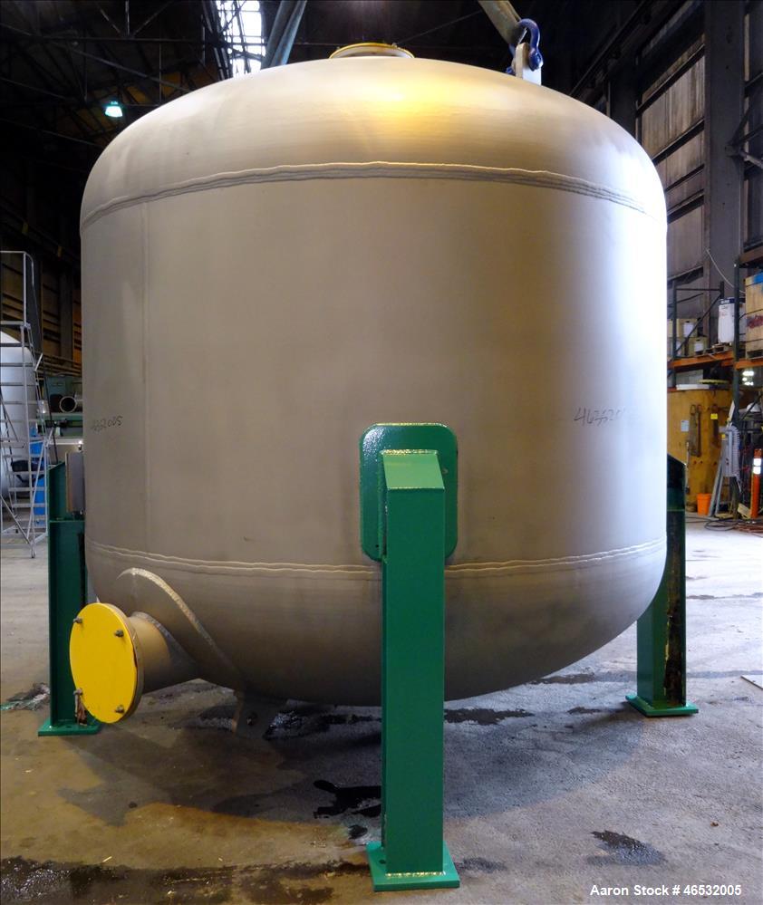Unused- Graver Water Systems Approximate 4000 Gallon Mixed Bed Vessel Ion Exchange Column Tank. Manufactured by Kennedy Tank, 304/304L stainless steel, vertical. 120" Diameter x 60" straight side, 2:...