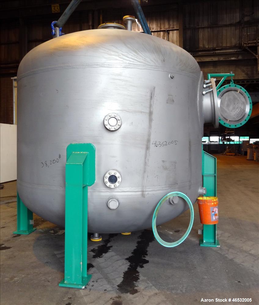 Unused- Graver Water Systems Approximate 4000 Gallon Mixed Bed Vessel Ion Exchange Column Tank. Manufactured by Kennedy Tank, 304/304L stainless steel, vertical. 120" Diameter x 60" straight side, 2:...