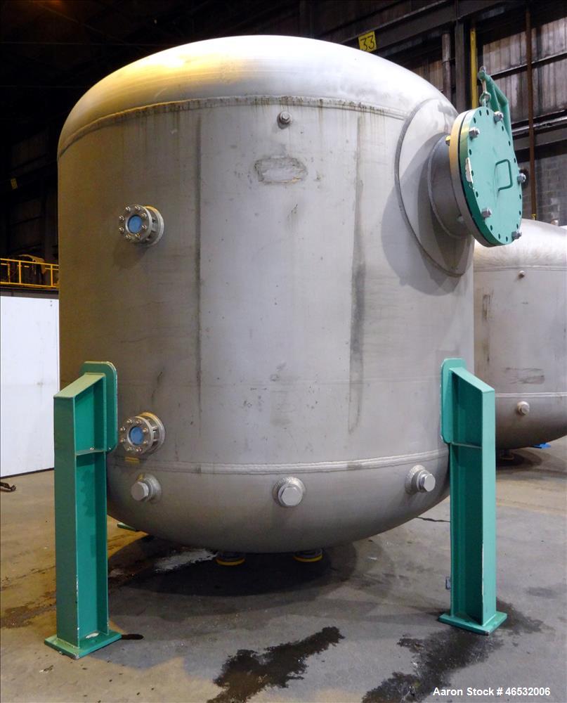 Unused- Graver Water Systems Approximate 4700 Gallon Cation Vessel Ion Exchange Column Tank. Manufactured by Kennedy Tank, 316/316L stainless steel, vertical. 120" Diameter x 76" straight side, 2:1 e...