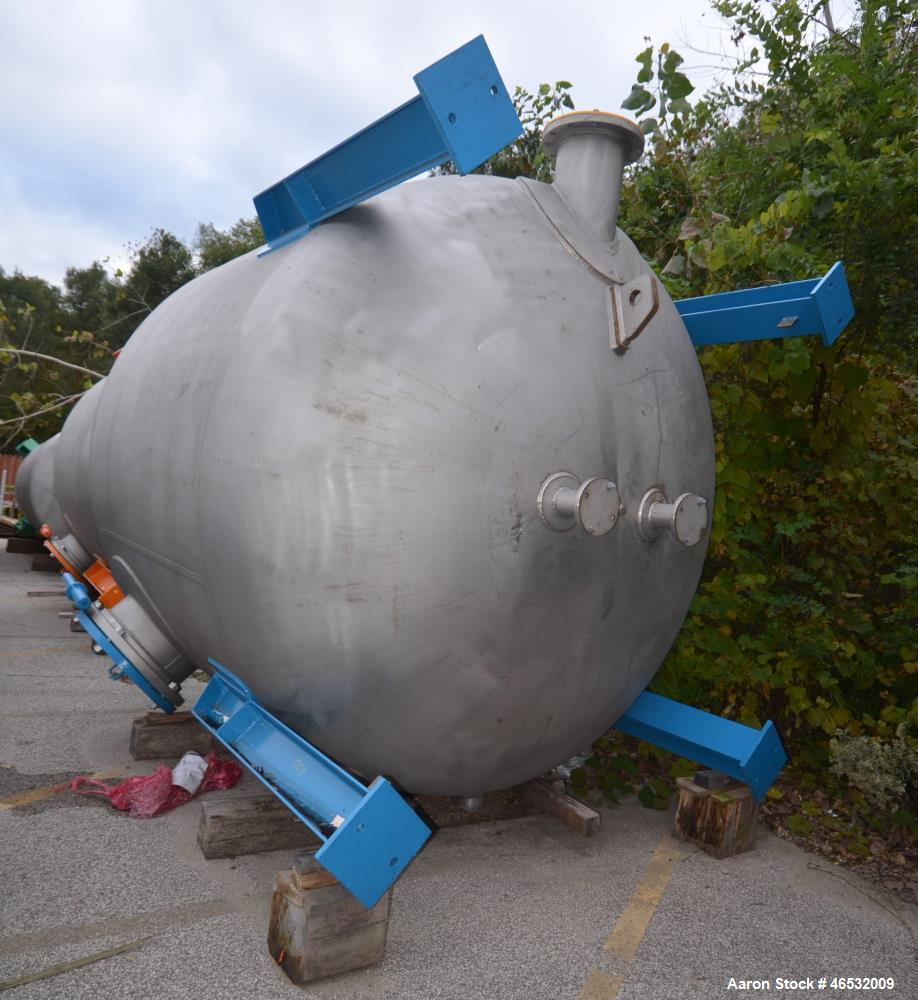 Unused- Graver Water Systems Approximate 4700 Gallon Cation Vessel Ion Exchange Column Tank. Manufactured by Kennedy Tank, 316/316L stainless steel, vertical. 120" Diameter x 76" straight side, 2:1 e...