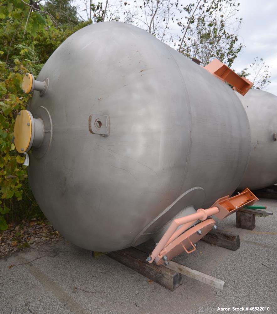 Unused- Graver Water Systems Approximate 4700 Gallon Cation Vessel Ion Exchange Column Tank. Manufactured by Kennedy Tank, 316/316L stainless steel, vertical. 120" Diameter x 76" straight side, 2:1 e...