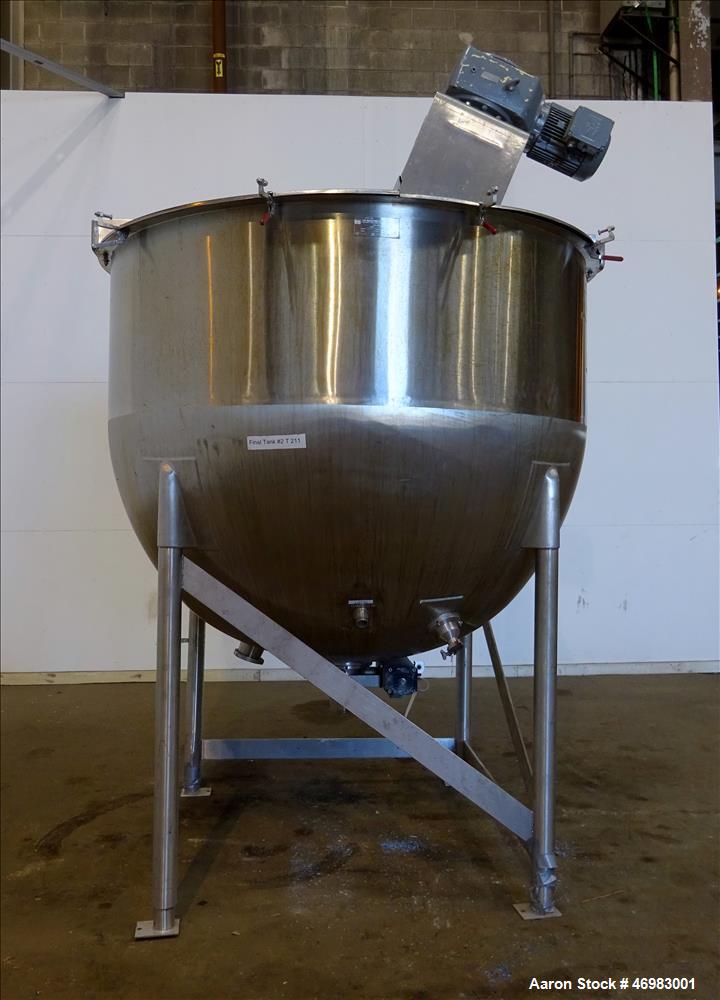 Used- Lee Industries Mixing Tank, 1000 Gallon,  Model # 1000 A5S, 316 Stainless