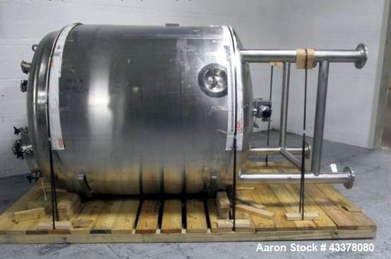 Used Lee Receiver, 1000 Gallon, Model 1000DBT. 316 Stainless steel construction, approximately 66" diameter x 64" straight side, dish top and bottom, rated 40 psi and full vacuum at 287 F internal, 1...