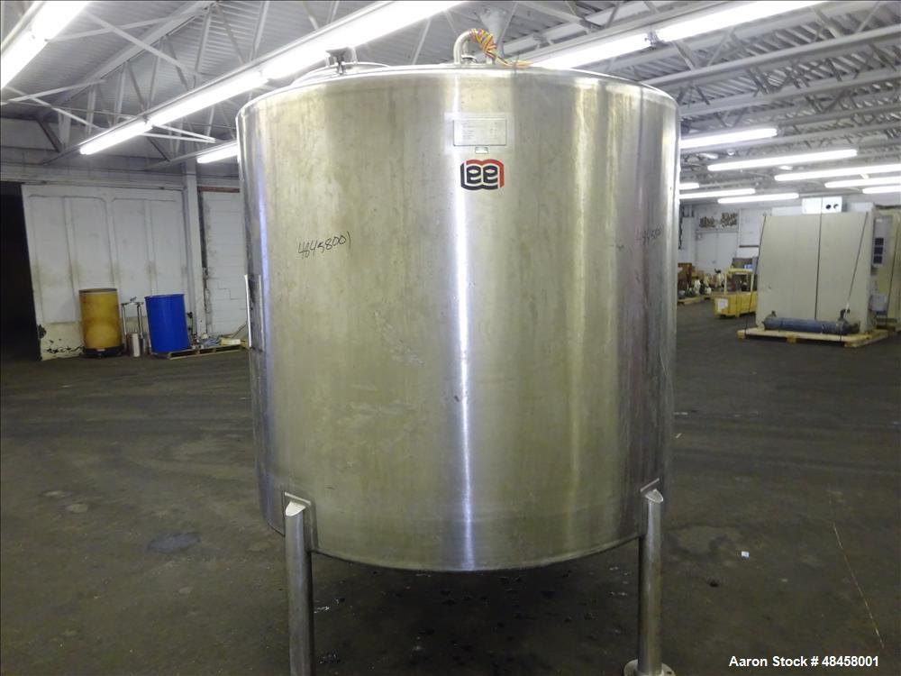 Used Lee Industries Tank, 1000 Gallon 316 Stainless Steel, Vertical.