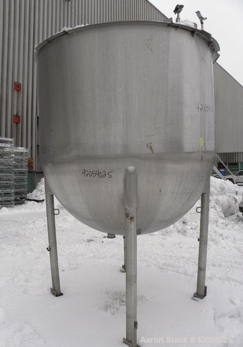 Used Lee Metal Products Tank, 1000 Gallon, Model 1000A, 316 Stainless Steel, Vertical. 72" diameter x 72" deep. Open top 1/3 hinged cover, hemispherical bottom.(2) 3" off center bottom outlets, (1) 4...