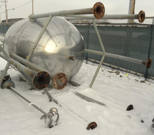 Used Lee Metal Products Tank, 1500 Gallon, 316 Stainless Steel, Vertical. 76" diameter x 56" straight side. Dished 304 stainless steel top head, hemisperical bottom. Approximate 92" overall depth. To...