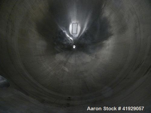 Used Lee Metal Products Tank, 1500 Gallon, 316 Stainless Steel, Vertical. 76" diameter x 56" straight side. Dished 304 stainless steel top head, hemisperical bottom. Approximate 92" overall depth. To...