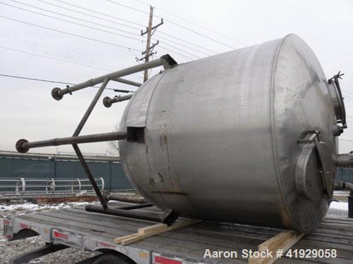 Used- Lee Metal Products Tank, 1500 Gallon, 316 Stainless Steel, Vertical. 76" diameter x 56" straight side. Dished 304 stai...