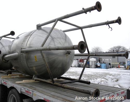 Used Lee Metal Products Tank, 1500 Gallon, 316 Stainless Steel, Vertical. 76" diameter x 56" straight side. Dished 304 stainless steel top head, hemisperical bottom. Approximate 92" overall depth. To...