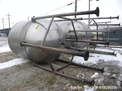 Used Lee Metal Products Tank, 1500 Gallon, 316 Stainless Steel, Vertical. 76" diameter x 56" straight side. Dished 304 stainless steel top head, hemisperical bottom. Approximate 92" overall depth. To...