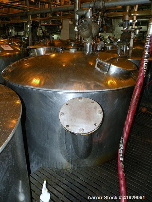 Used Lee Metal Products Tank, 1500 Gallon, 316 Stainless Steel, Vertical. 76" Diameter x 56" straight side, 304 stainless steel dished top, hemisperical bottom. Approximate 92" overall depth. Opening...