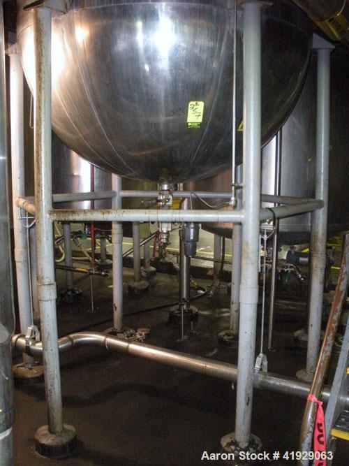Used Lee Metal Products Tank, 1500 Gallon, 316 Stainless Steel, Vertical. 76" Diameter x 56" straight side, dished 304 stainless steel top head, hemisperical bottom. Approximate 92" overall depth. Op...