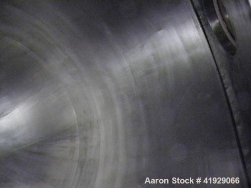 Used Lee Metal Products Tank, 1500 Gallon, 316 stainless steel, vertical. 76" diameter x 56" straight side. Dished 304 stainless steel top head, hemisperical bottom. Approximate 92" overall depth. Op...