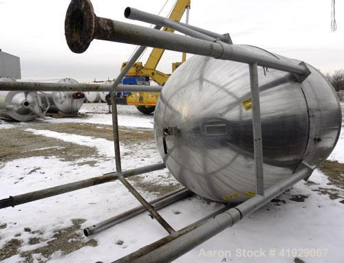Used Lee Metal Products Tank, 1500 Gallon, 316 stainless steel, vertical. 76" diameter x 56" straight side. Dished 304 stainless steel top head, hemisperical bottom. Approximate 92" overall depth. Op...