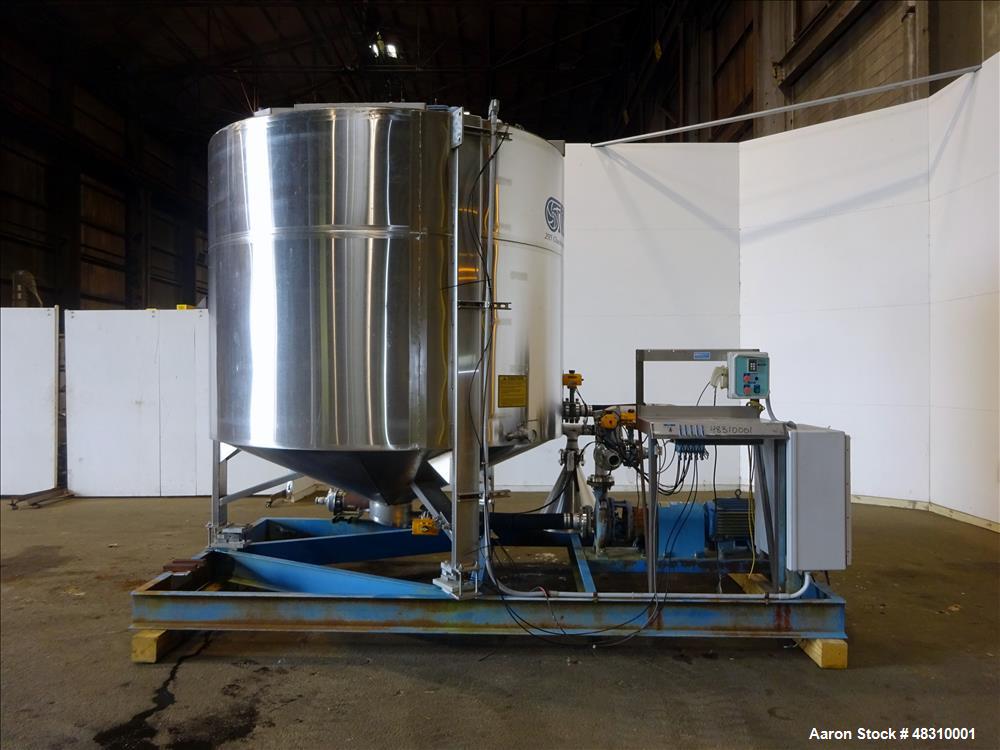 Used Murray Equipment Inc. Model MVP-10, 10 Ton Mixer.  2,500 Gallon, 96" diameter.   10 ga. 304 stainless steel cone bottom mix tank, mounted on mild steel frame. Tank has four 8" stainless baffles,...