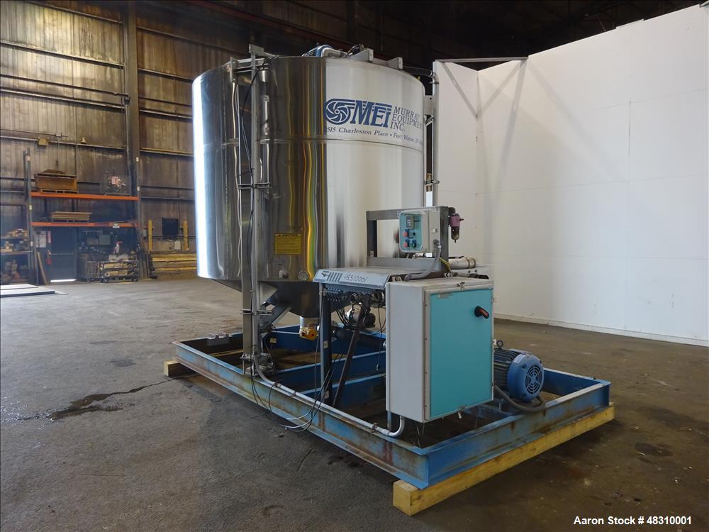 Used Murray Equipment Inc. Model MVP-10, 10 Ton Mixer.  2,500 Gallon, 96" diameter.   10 ga. 304 stainless steel cone bottom mix tank, mounted on mild steel frame. Tank has four 8" stainless baffles,...