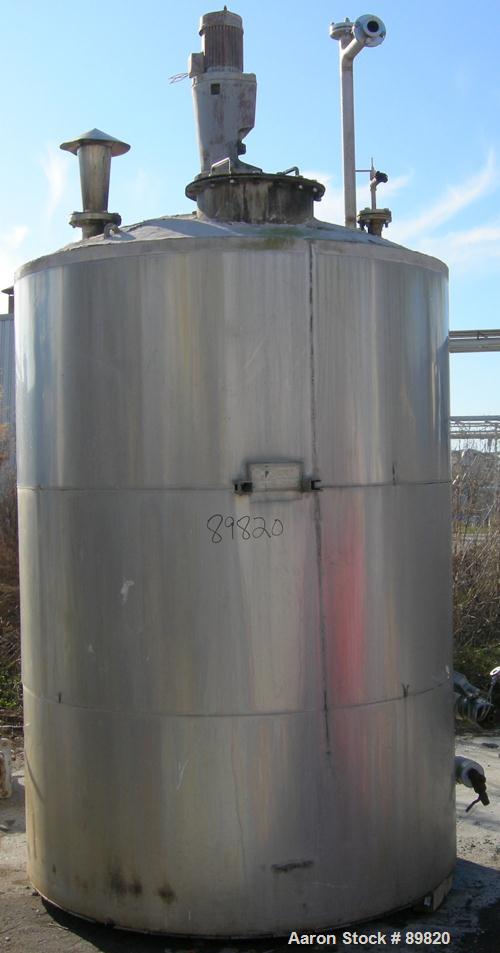 USED: Metal Equipment Company Tank, approximately 1,700 Gallons, Stainless Steel, Vertical, Insulated.  Approximate 78" diameter x 96" straight side.  Dish top, flat bottom.  Top mounted approximate ...