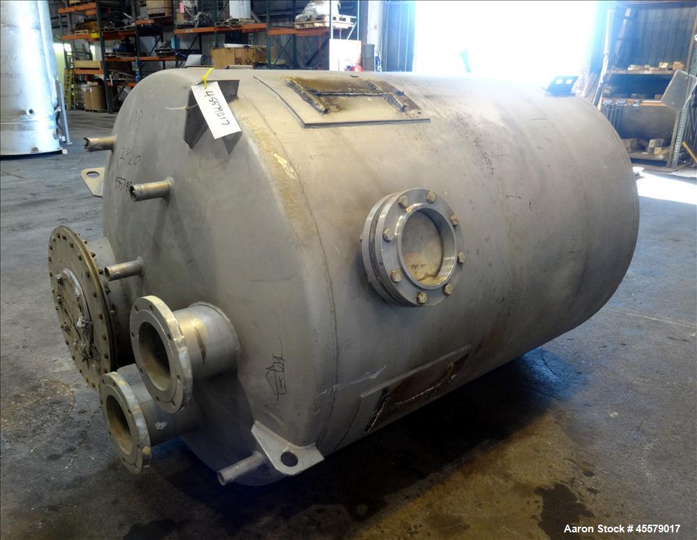 Unused Modern Welding Company Tank, 1000 Gallon,