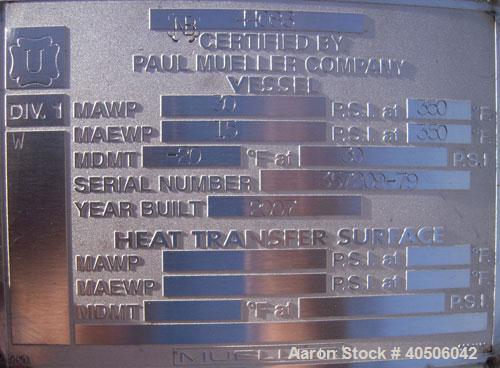 Unused- Mueller Pressure Tank, 2500 Gallon, Model "F", 304L stainless steel, vertical. 72" diameter x 144" straight side, dished top and bottom. Internal rated 30 psi at 350 deg F and -20 deg F at 30...